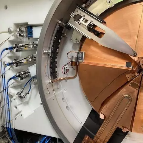 cyclotron ion extract
